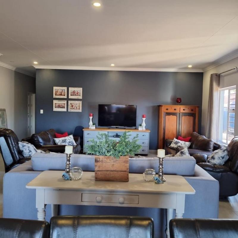 6 Bedroom Property for Sale in Kathu Northern Cape